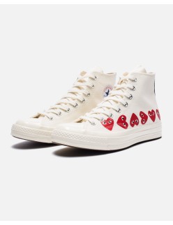 CONVERSE X CDG PLAY MULTI HEART CHUCK TAYLOR ALL STAR '70 HIGH s'inspire de l'anatomie humaine