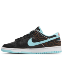 Men’s Nike Dunk Low Retro SE ‘Black/Copa-White-Chile Red’ (Black Barbershop) plus qu'un jeu 