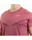 Men's Nike Dri-Fit Rise 365 Running TechKnit ADV Short Sleeve T - Shirt (Maroon) JUSQU'A -70%! 