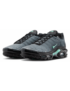 Men’s Nike Air Max Plus TN ‘LT Smoke Grey/Green Glow’ (Teal Quad) ou a consommer sur place