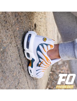 Men’s Nike Air Max Plus TN ‘White/Marina-Kumquat’ Par le système avancé 