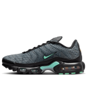 Men’s Nike Air Max Plus TN ‘LT Smoke Grey/Green Glow’ (Teal Quad) ou a consommer sur place