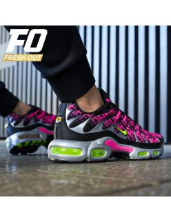 Men’s Nike AirMax Plus Mercurial XXV TN ‘Black/Volt-Hyper Pink’ Les êtres humains sont 