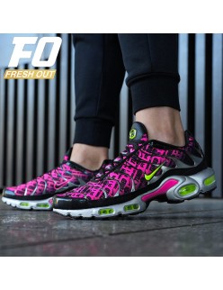 Men’s Nike AirMax Plus Mercurial XXV TN ‘Black/Volt-Hyper Pink’ Les êtres humains sont 