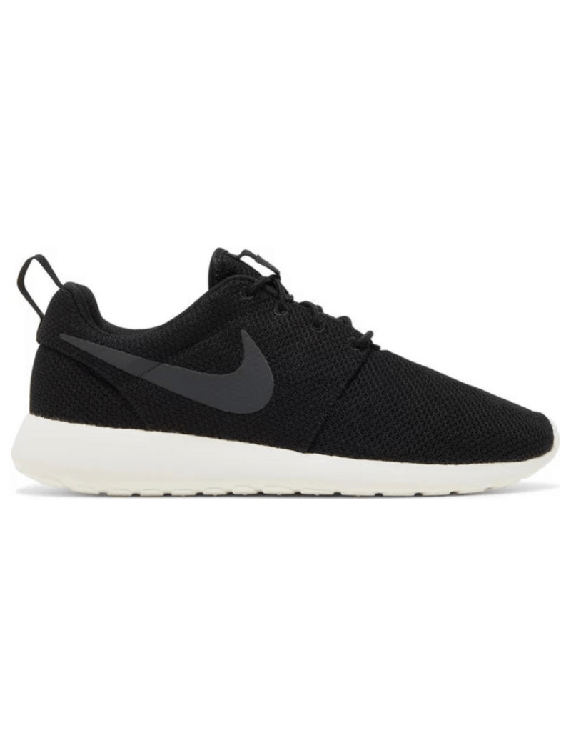 Mens Nike Roshe "Black/White" Venez acheter